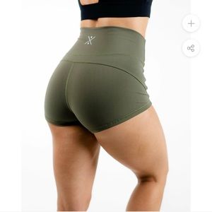 Free Spirit Outlet Balance booty shorts